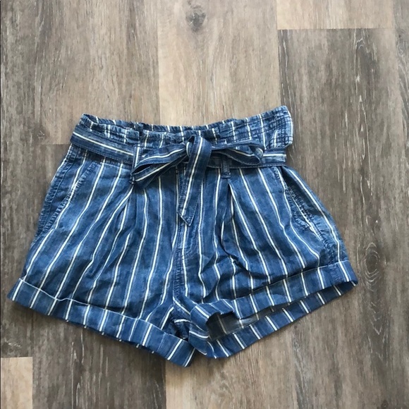 American Eagle Outfitters Pants - striped flowy Jean shorts